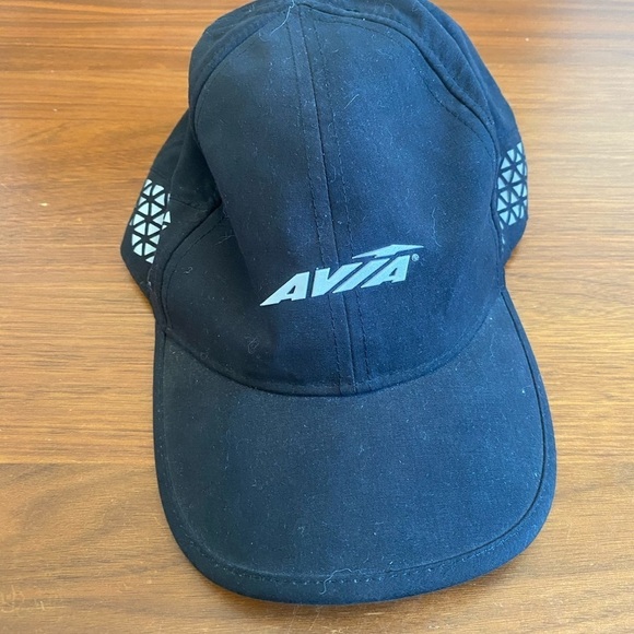 Avia Brand Runners Hat - Picture 3 of 4